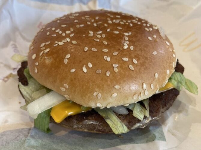 Restaurant McDonald’s à Belley, France