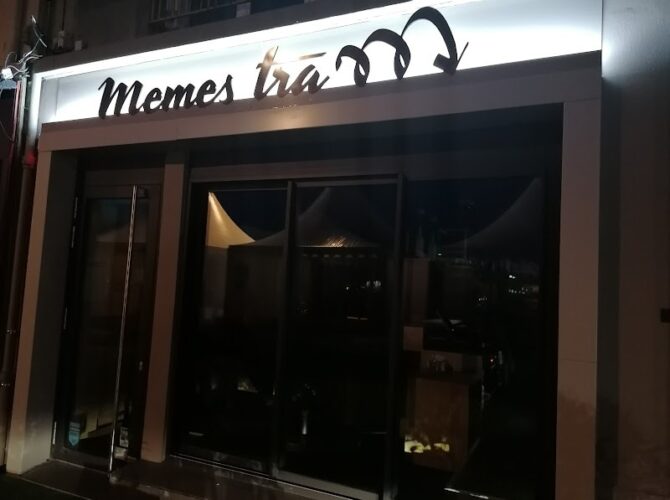 Restaurant Memes Tra Brest à Brest, France
