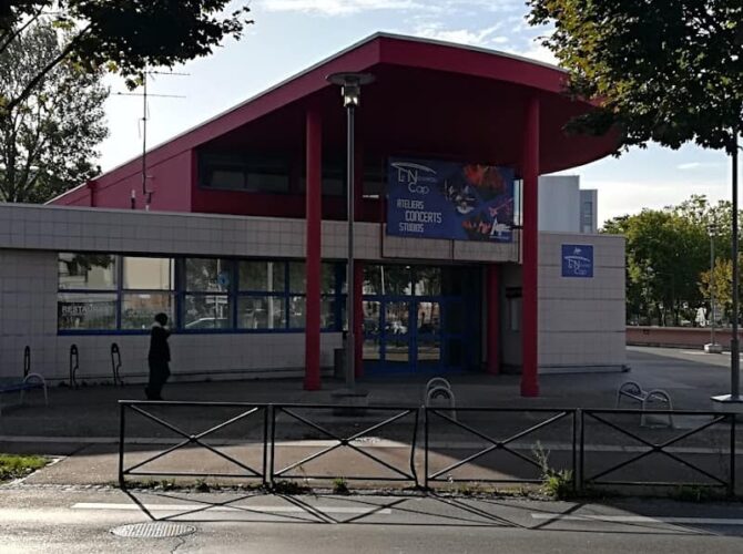 Restaurant METS EN SCENE à Aulnay-sous-Bois, France