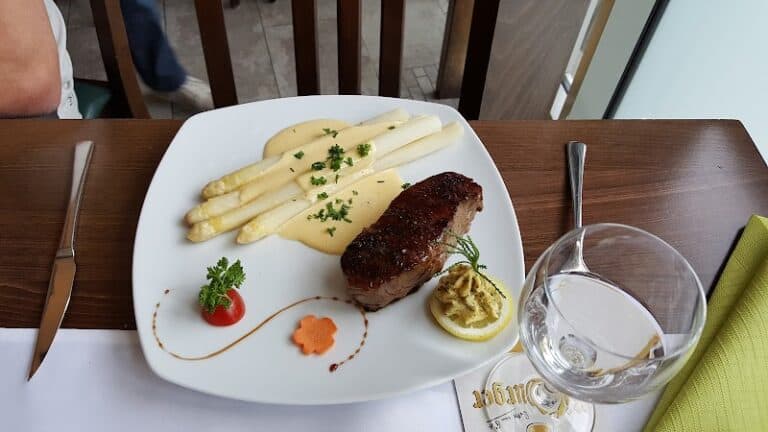 Restaurant Metzgerei Ambros à Bettingen, Allemagne — photo 1
