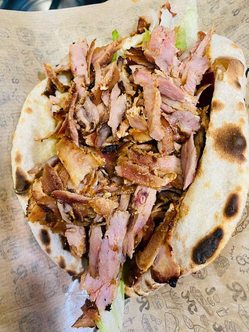 Restaurant MFC Fried Chicken & Burger à Bagneux, France