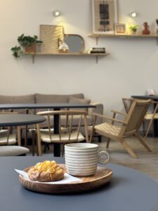 Miblo Coffee shop