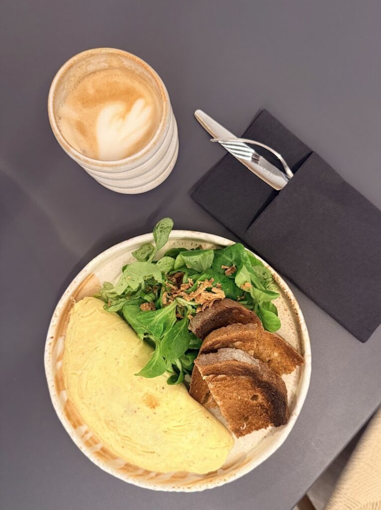 Restaurant Miblo Coffee shop à Épernay, France