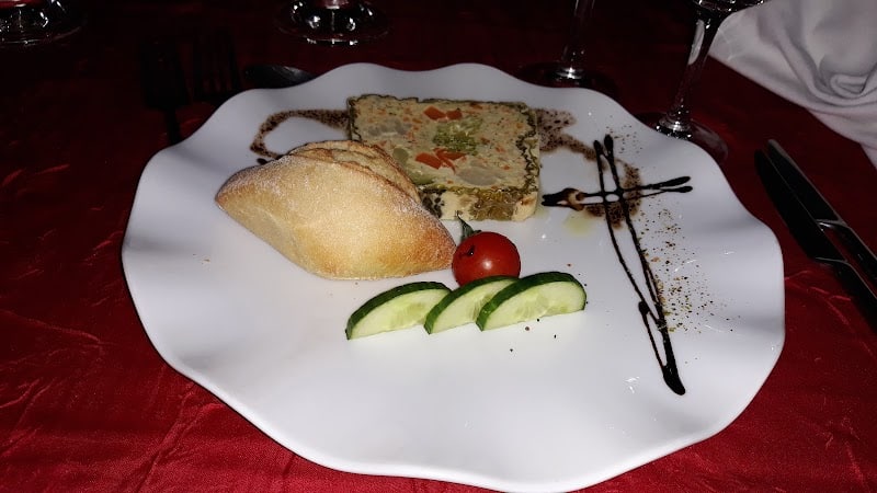 Restaurant Mille et une Etoiles à Charmes, France