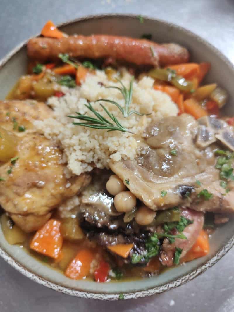 Restaurant MILLE SAVEURS à Dinan, France