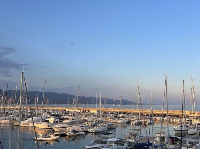 Mimosas sur le Toit – Restaurant & Rooftop à Bormes-les-Mimosas, France