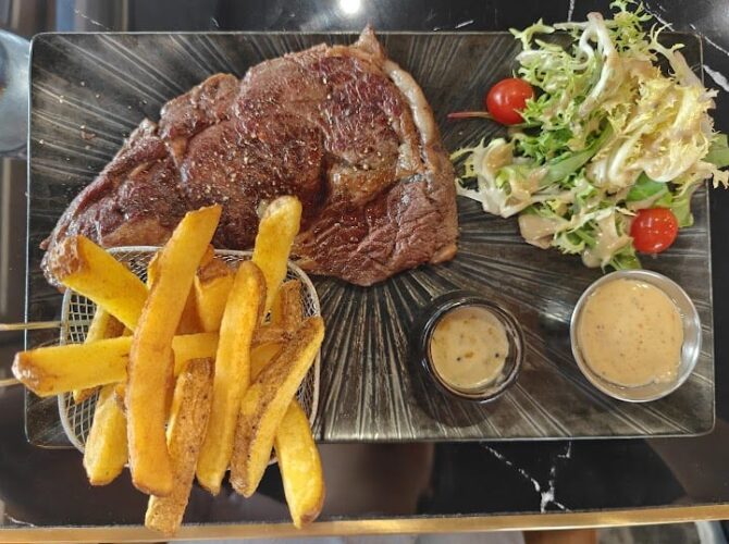 Restaurant MON BISTROT – GARGES à Garges-lès-Gonesse, France