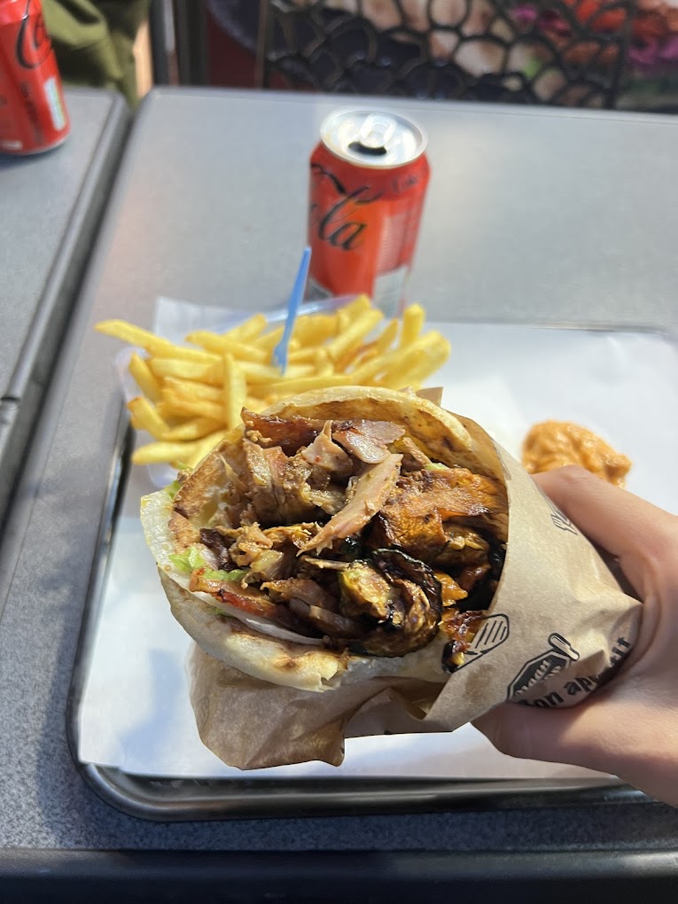 Restaurant Naan Stop 17 eme à Paris, France