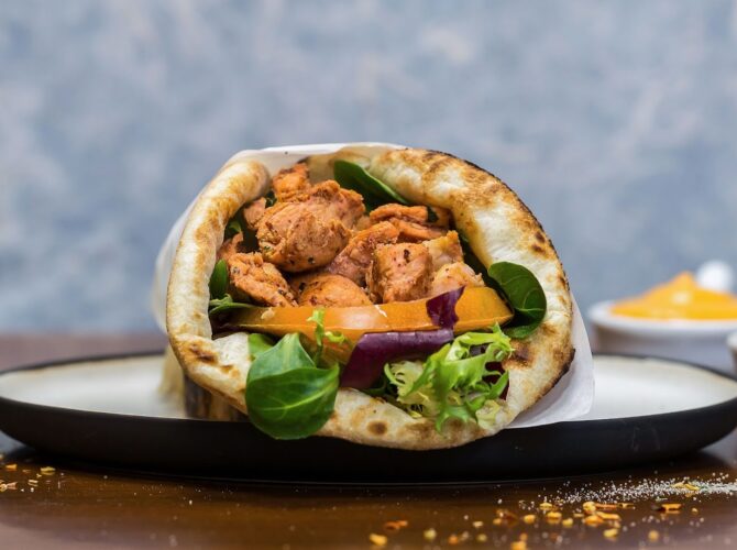 Restaurant Naan Stop 17 eme à Paris, France