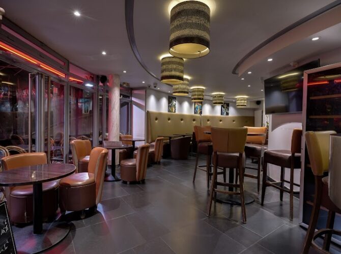 Restaurant Niagara Cafe à Courbevoie, France