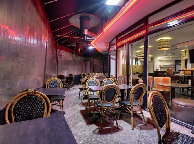 Restaurant Niagara Cafe à Courbevoie, France