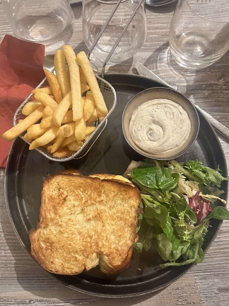 Restaurant Ô Frères Fontaine à Champlan, France