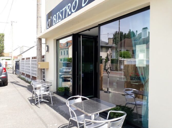 Restaurant O’Bistro _ _ d’à Côté à Conflans-Sainte-Honorine, France