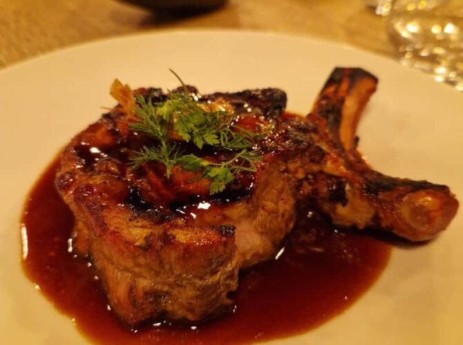 Restaurant O’Bistro _ _ d’à Côté à Conflans-Sainte-Honorine, France