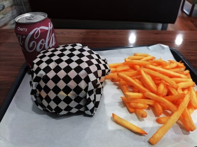 Restaurant O’Chicken-Tacos à Dourdan, France