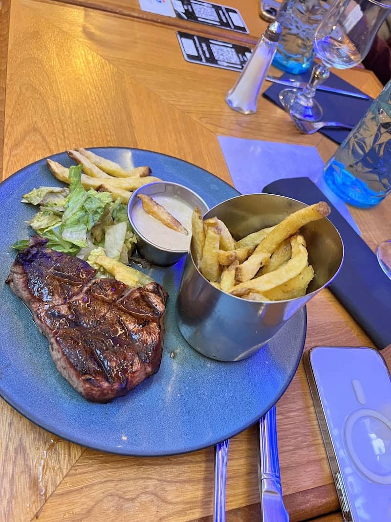 O’Papa restaurant à Saint-Ouen-sur-Seine, France