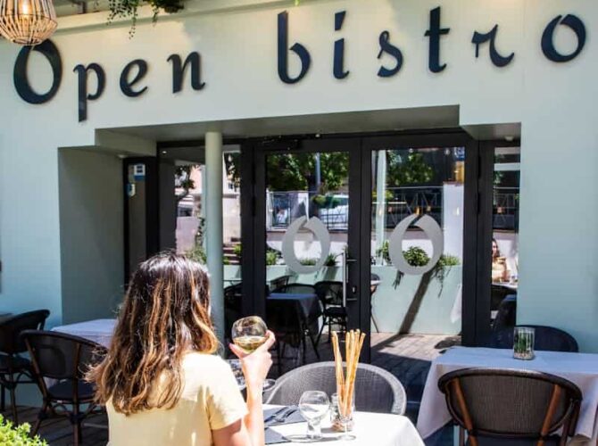 Open Bistro – Restaurant Cogolin & O jardin à Cogolin, France