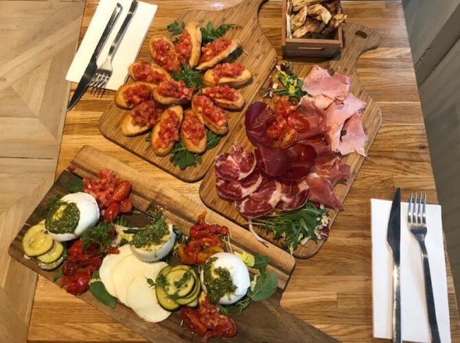 Restaurant Papa Mia à Levallois-Perret, France