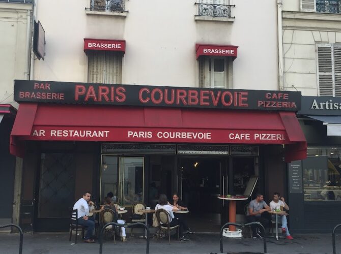 Restaurant Paris Courbevoie à Courbevoie, France