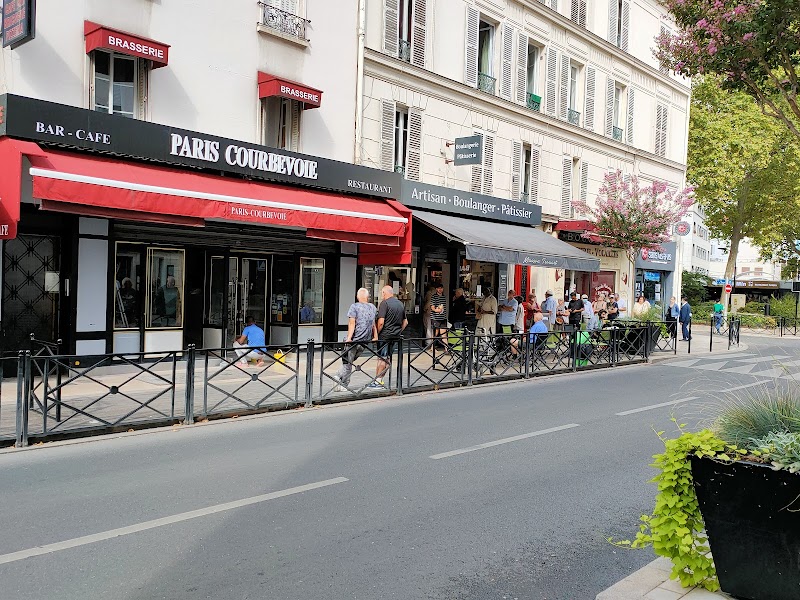 Restaurant Paris Courbevoie à Courbevoie, France
