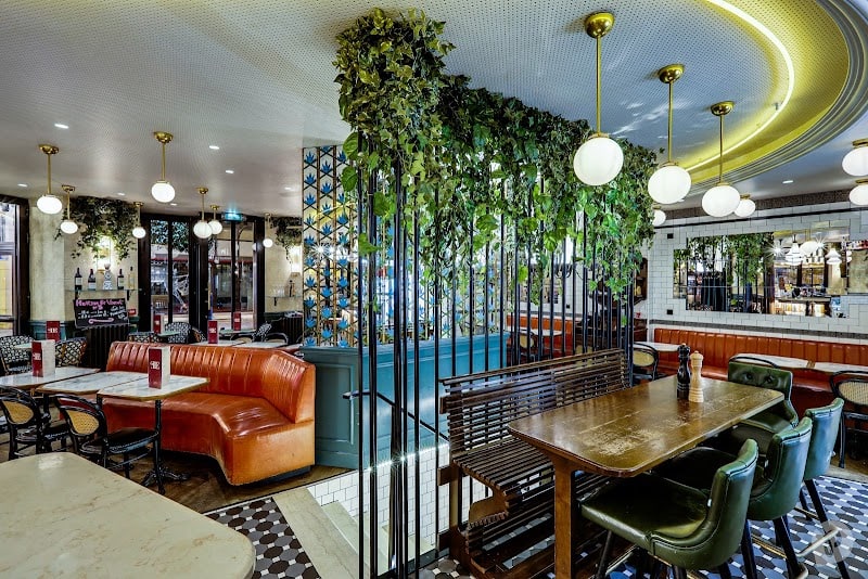 Restaurant Paris-Enghien à Enghien-les-Bains, France