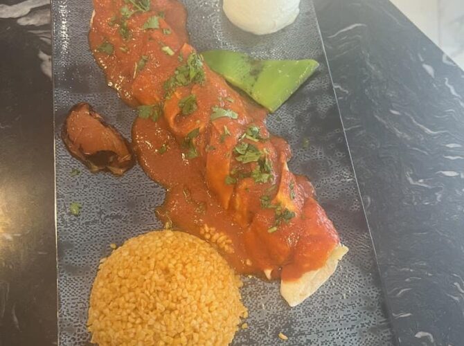 Restaurant Paristanbul à Rochefort, France