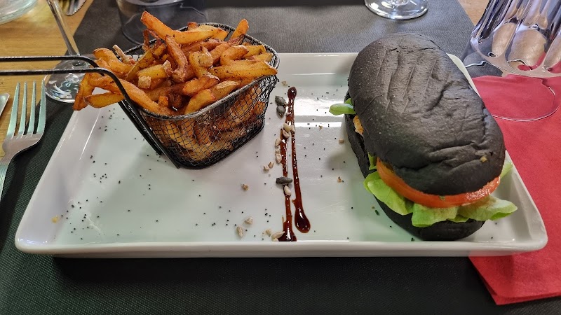 Restaurant Paristone à Villeneuve-sur-lot, France