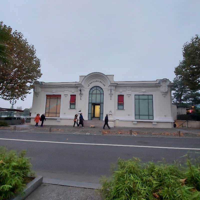 Restaurant Pavillon Du Lac à Enghien-les-Bains, France