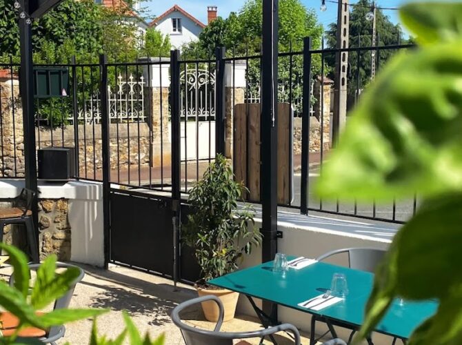 Restaurant Péninsule à Montgeron, France