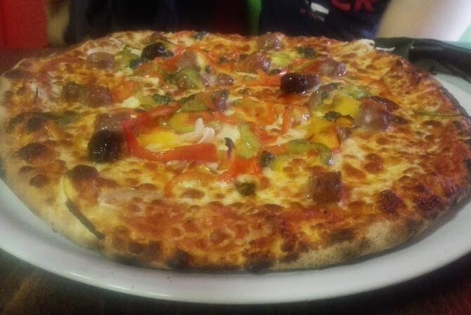 Restaurant Pizza Lolorico à Belley, France