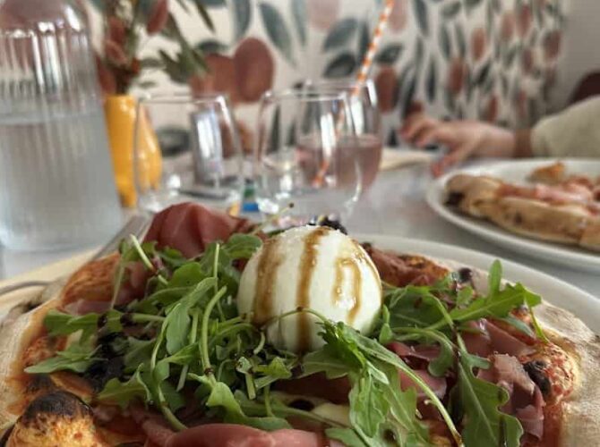 Restaurant Pizzeria Casa Louise à Savigny-lès-Beaune, France