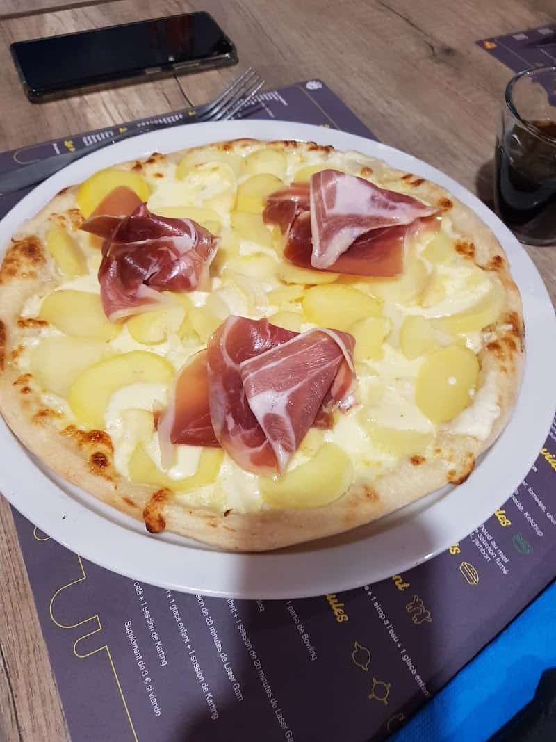 Restaurant Pizzeria Du Bowling à Caudry, France