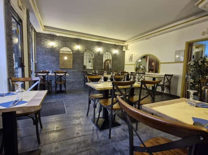 Restaurant Pizzeria du Chateau à Dourdan, France