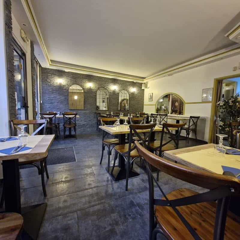 Restaurant Pizzeria du Chateau à Dourdan, France