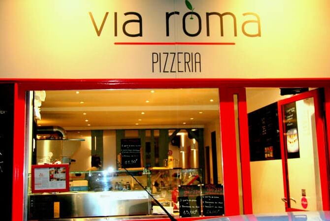 Restaurant Pizzeria – Via Roma 17ème à Paris, France