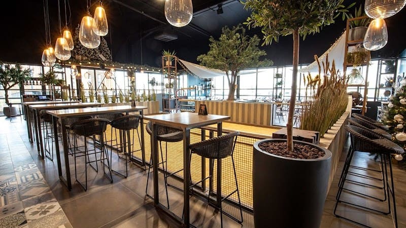 Restaurant Place des Oliviers Reims à Reims, France