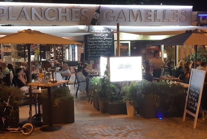 Restaurant Planches et Gamelles à Le Lavandou, France