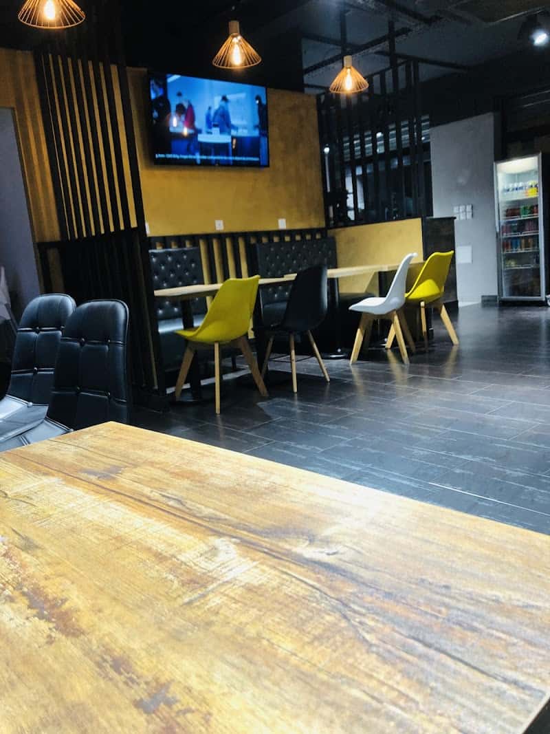 Restaurant Poivre & Sel à Aulnay-sous-Bois, France