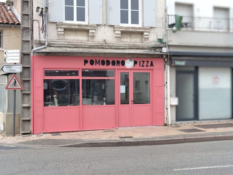 Restaurant Pomodoro pizza à Villeneuve-sur-lot, France — photo 1