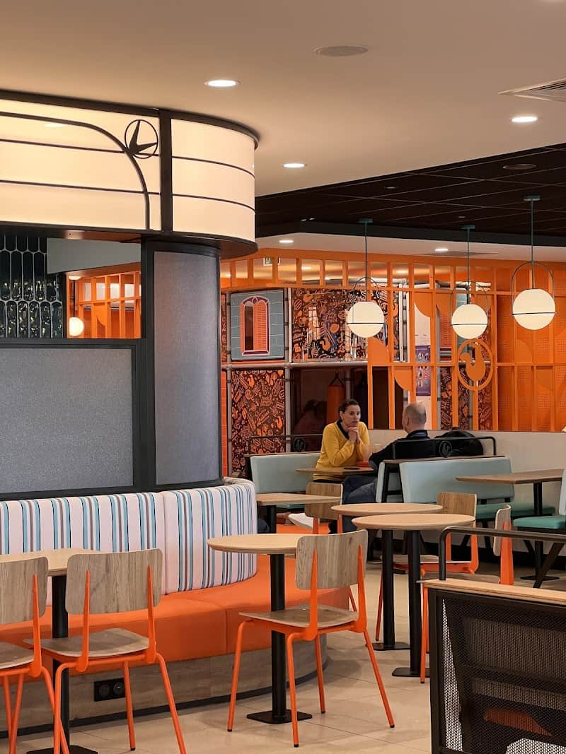 Restaurant Popeyes Louisiana Chicken Bourges à Bourges, France