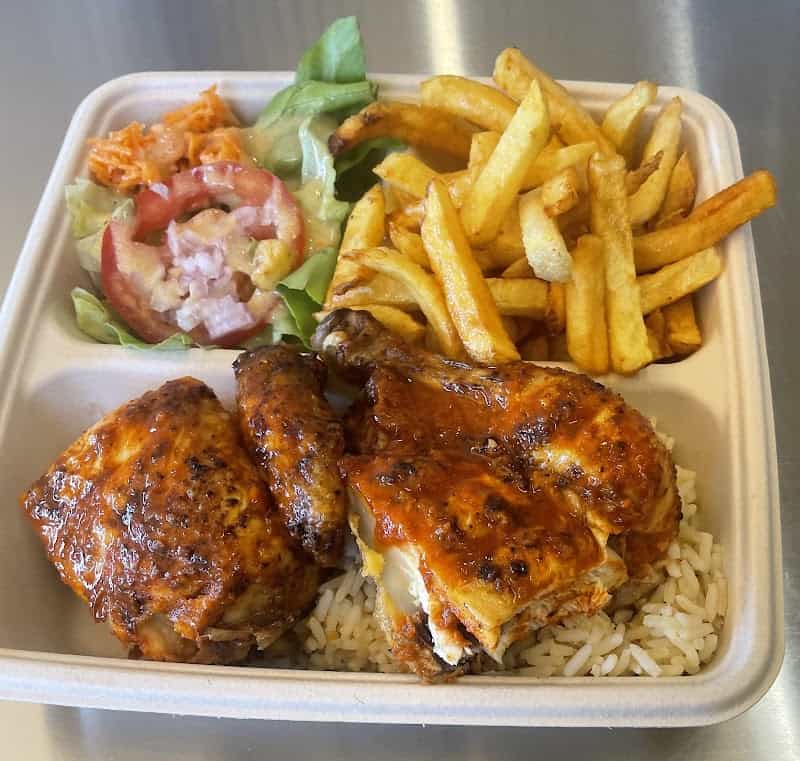 Restaurant Poulet Braisé LA CABANE à Bormes-les-Mimosas, France