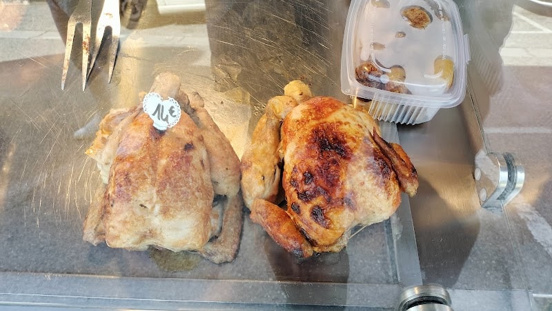 Restaurant Poulets à Gogo BORMES LES MIMOSAS à Bormes-les-Mimosas, France