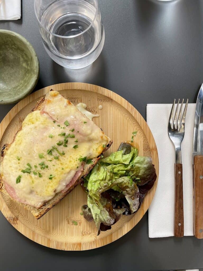 Restaurant Quille à Versailles, France