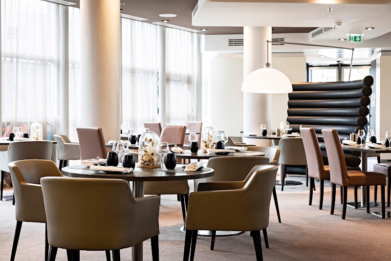 Restaurant Quinte & Sens à Paris La Defense, France