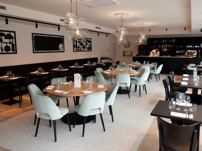 Restaurant R Brasserie à Enghien, Belgique