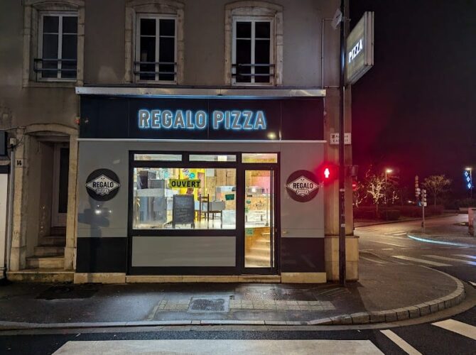 Restaurant Regalo Pizza Saint-Max à Saint-Max, France