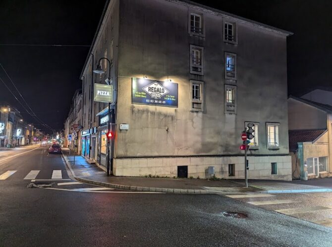 Restaurant Regalo Pizza Saint-Max à Saint-Max, France