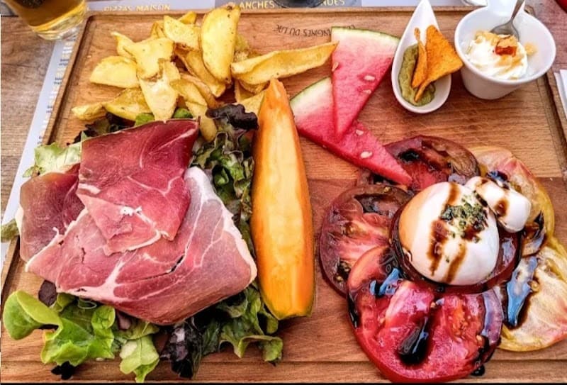 Restaurant à Revel | Les Frangines du lac à Revel, France