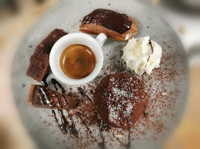 Restaurant Accossato à La Trinité, France