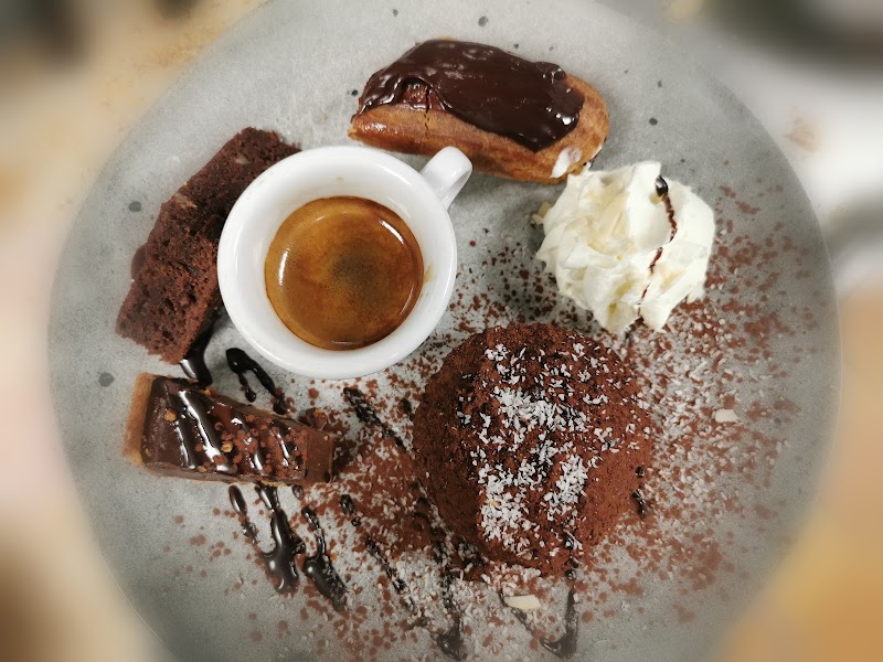 Restaurant Accossato à La Trinité, France